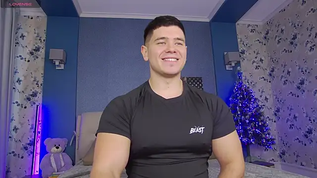 Snapshot of Arilas_ chatting on 12/13/24, 01:44 Arilas online show from 12/13/24, 01:44