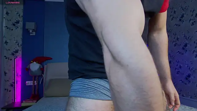 Snapshot of Arilas_ chatting on 01/01/25, 01:16 Arilas online show from 01/01/25, 01:16