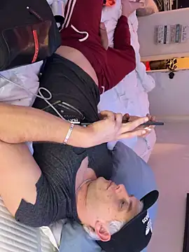 zack111g online show from 01/12/25, 07:11