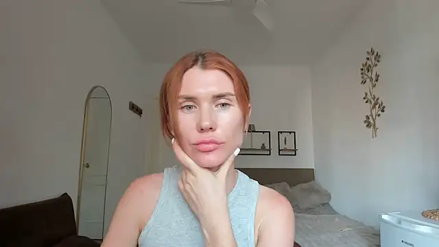 Snapshot of Cameron_diazz chatting on 10/13/25, 03:34 Cameron diazz online show from 10/13/25, 03:34