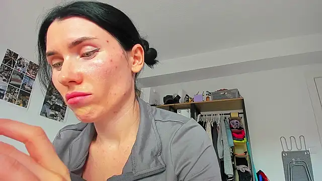 Snapshot of Cameron_diazz chatting on 02/11/26, 03:17 Cameron diazz online show from 02/11/26, 03:17