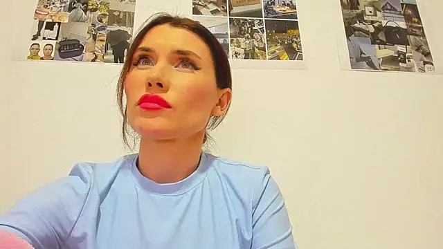 Snapshot of Cameron_diazz chatting on 03/15/26, 06:25 Cameron diazz online show from 03/15/26, 06:25