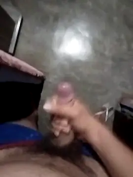 Snapshot of Emanuel45js chatting on 12/03/25, 01:57 Emanuel45js online show from 12/03/25, 01:57