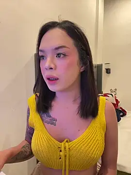 SweetCheska19 online show from 04/21/26, 02:56