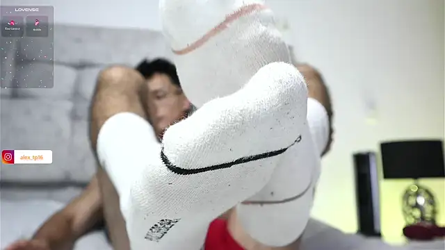 Snapshot of _Alexxx chatting on 10/23/25, 12:54 Alexxx online show from 10/23/25, 12:54