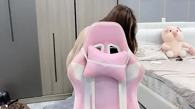 Snapshot of ANNA102 chatting on 03/01/26, 07:21 ANNA102 online show from 03/01/26, 07:21