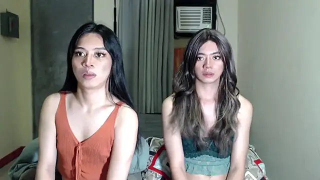 Snapshot of Urworldclasstrans chatting on 09/13/25, 09:25 Urworldclasstrans online show from 09/13/25, 09:25