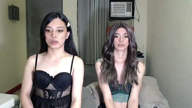 Snapshot of Urworldclasstrans chatting on 10/27/25, 08:24 Urworldclasstrans online show from 10/27/25, 08:24