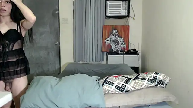 Snapshot of Urworldclasstrans chatting on 10/29/25, 04:42 Urworldclasstrans online show from 10/29/25, 04:42