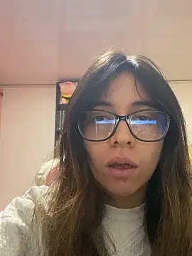 Maggie Fox3 online show from 02/06/26, 02:27