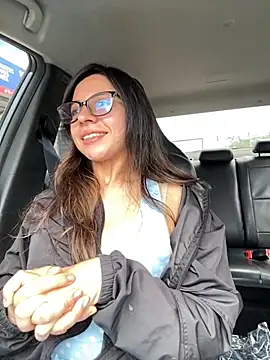 Maggie Fox3 online show from 04/02/26, 03:20