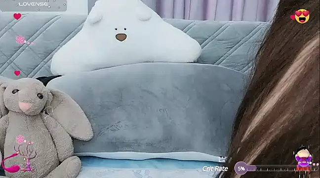 Snapshot of pelue chatting on 03/03/25, 04:47 pelue online show from 03/03/25, 04:47