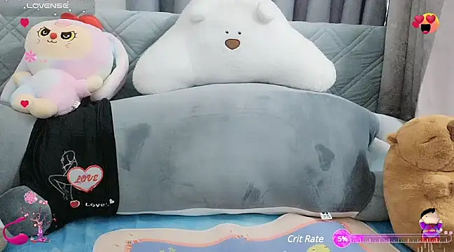 Snapshot of pelue chatting on 03/07/25, 01:20 pelue online show from 03/07/25, 01:20