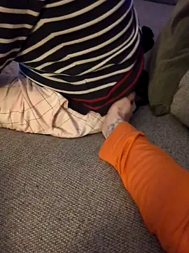 Sim june online show from 03/14/26, 06:13