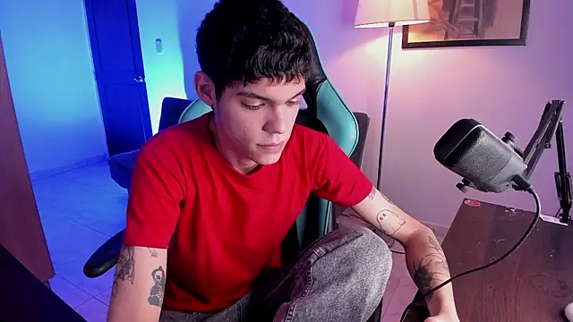 Varya Ferreira online show from 02/03/26, 03:04