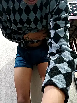 Aletulalarga online show from 02/11/26, 02:22