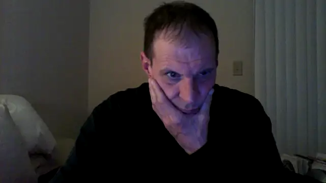 Snapshot of Jbblair01 chatting on 04/26/26, 04:43 Jbblair01 online show from 04/26/26, 04:43