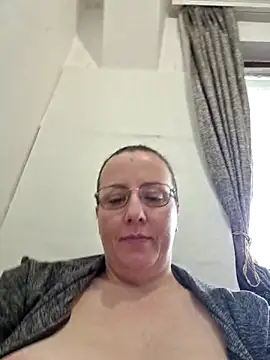 Snapshot of Goodass7 chatting on 05/16/26, 07:49 Goodass7 online show from 05/16/26, 07:49