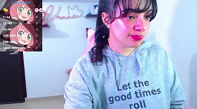 Snapshot of Vannessa__Shy chatting on 03/19/25, 09:27 Vannessa  Shy online show from 03/19/25, 09:27