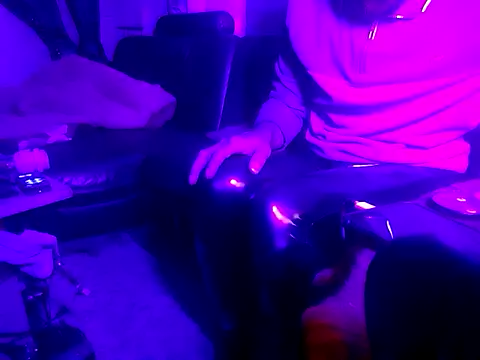 Crystalbitchx online show from 11/07/25, 09:37