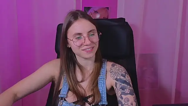  AnnaStark  online show from 02/02/25, 03:54