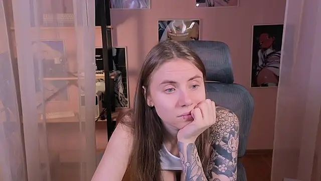  AnnaStark  online show from 11/12/25, 06:08