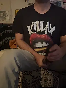 Snapshot of ilievmt84 chatting on 03/15/26, 10:21 ilievmt84 online show from 03/15/26, 10:21