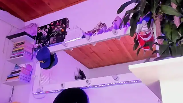  asscutebig  online show from 02/07/26, 05:11