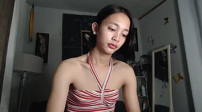 Snapshot of Angel_Morgan69 chatting on 01/10/25, 02:45 Angel Morgan69 online show from 01/10/25, 02:45