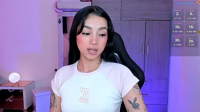 Lizzie corner v online show from 03/18/26, 02:42