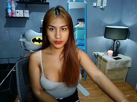 Snapshot of luxxy_grand chatting on 10/27/25, 08:40 luxxy grand online show from 10/27/25, 08:40