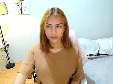 Snapshot of luxxy_grand chatting on 07/09/26, 06:17 luxxy grand online show from 07/09/26, 06:17