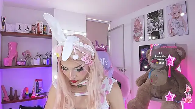 alessandrathedoll online show from 01/07/25, 07:17