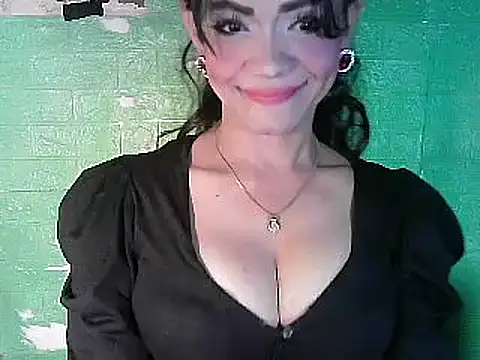 Rosebaumgardner1234 online show from 02/21/25, 11:43