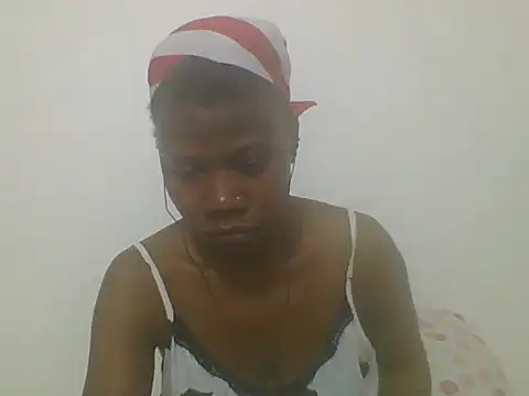 Sweetbaby004 online show from 09/13/25, 07:13