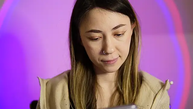 chibi moon  online show from 01/27/25, 08:17