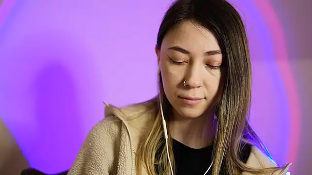 chibi moon  online show from 01/28/25, 05:56