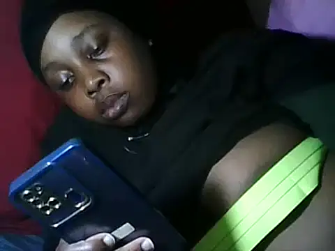 Snapshot of African_slut_goddess chatting on 02/28/25, 11:01 African slut goddess online show from 02/28/25, 11:01