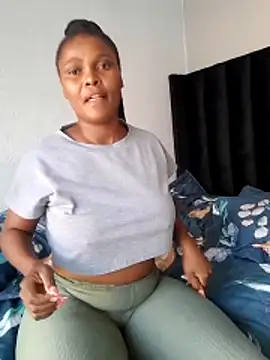 SweetAppleCandyxx online show from 03/27/26, 02:50