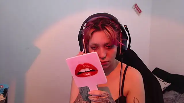 Snapshot of MaryJannes chatting on 11/07/25, 06:30 MaryJannes online show from 11/07/25, 06:30