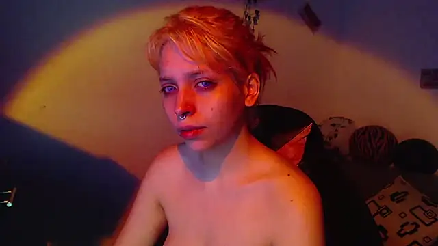 Snapshot of MaryJannes chatting on 11/28/25, 09:01 MaryJannes online show from 11/28/25, 09:01