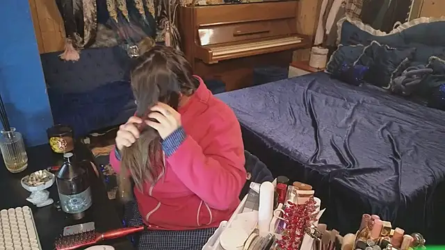 VanessaDoyle online show from 01/10/26, 01:51