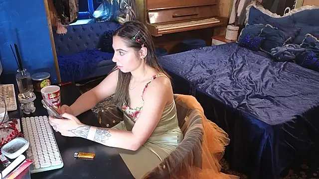 VanessaDoyle online show from 01/10/26, 01:57