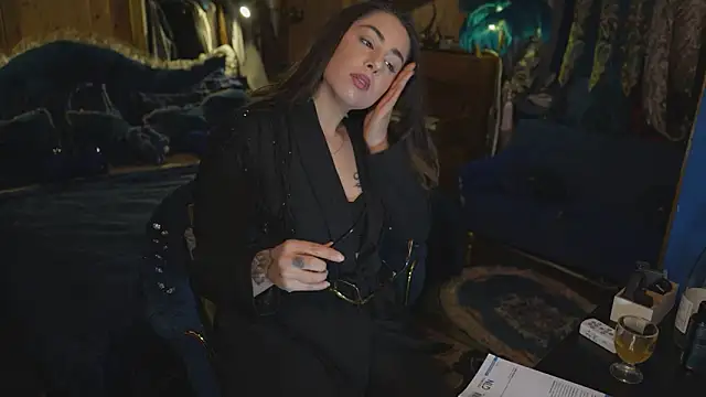 VanessaDoyle online show from 03/17/26, 11:30