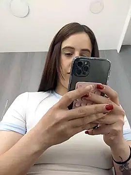 Snapshot of Amira_Milker chatting on 09/12/25, 01:11 Amira Milker online show from 09/12/25, 01:11