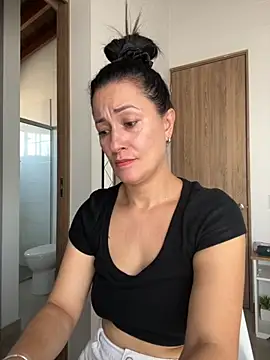 Verito hot online show from 10/02/25, 09:00