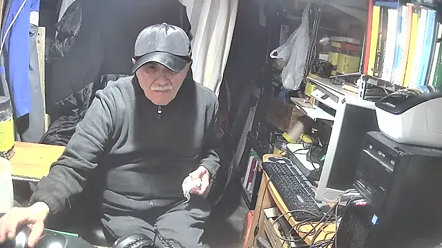 nonnomaturobisex online show from 02/19/25, 06:10