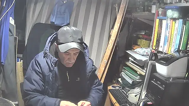 nonnomaturobisex online show from 02/23/25, 04:13