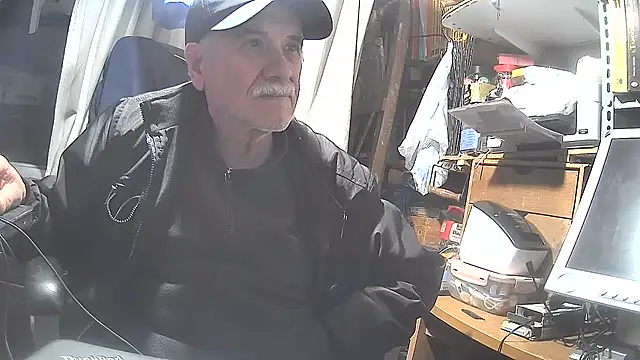 nonnomaturobisex online show from 03/10/25, 05:18