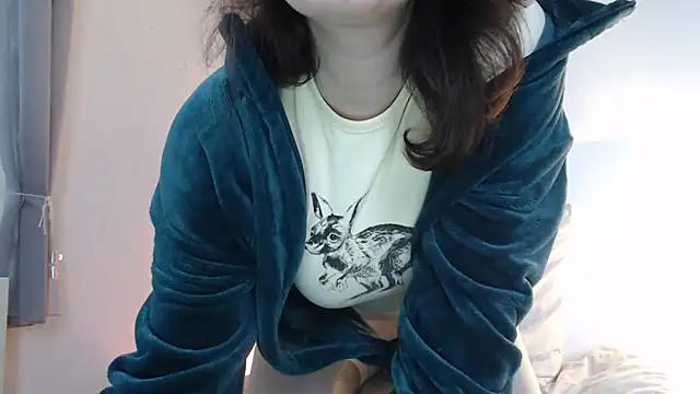 Snapshot of ocean_eyess_ chatting on 02/09/26, 01:04 ocean eyess online show from 02/09/26, 01:04